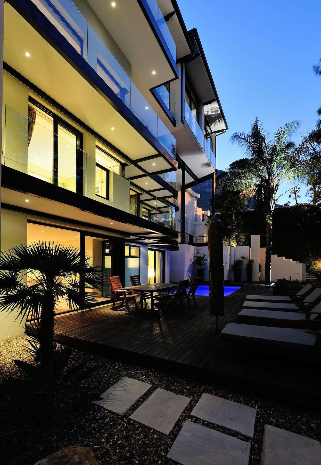 129 On Kloof Nek Apartments ケープタウン エクステリア 写真